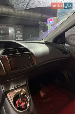 Хэтчбек Honda Civic 2008 в 