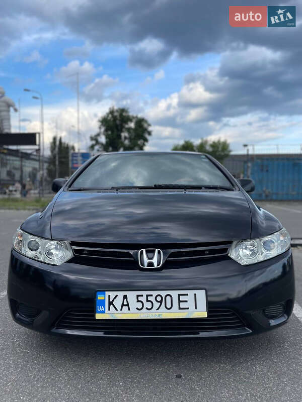 Купе Honda Civic 2007 в Киеве