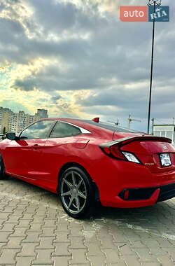 Купе Honda Civic 2016 в 