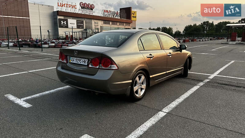 Седан Honda Civic 2008 в Києві