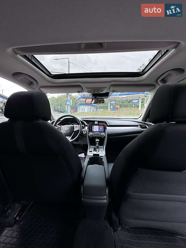 Седан Honda Civic 2016 в Львове фото 15 Седан Honda Civic 2016 в Львове