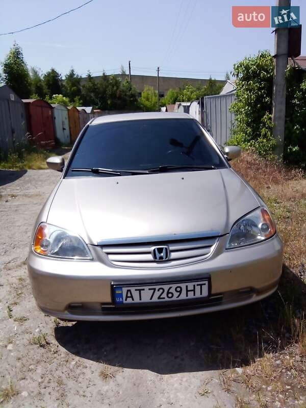 Седан Honda Civic 2001 в Ивано-Франковске