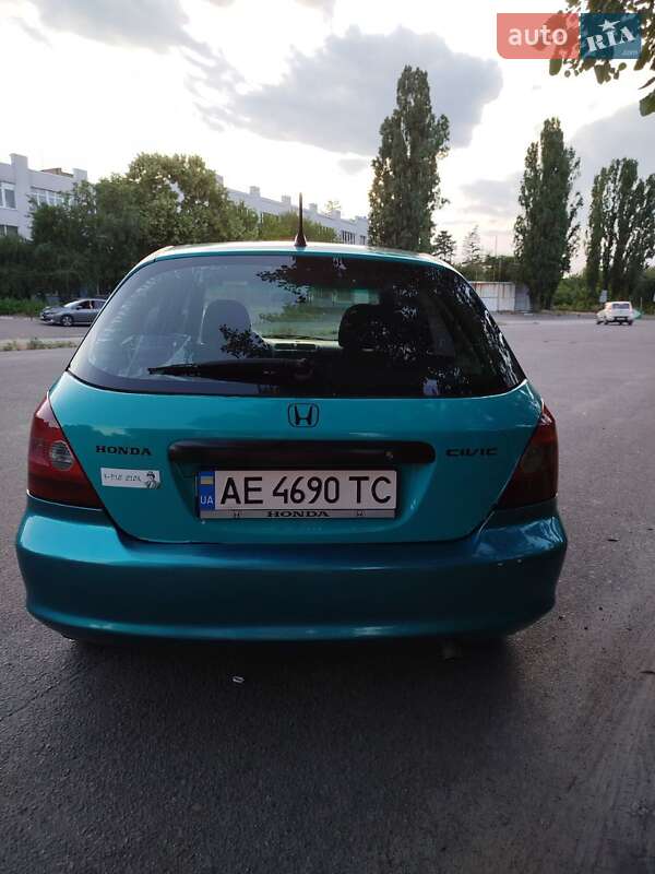 Хэтчбек Honda Civic 2002 в Днепре