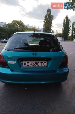 Хэтчбек Honda Civic 2002 в 