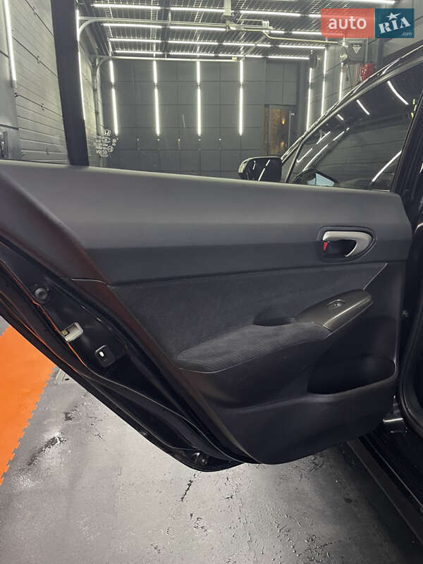 Седан Honda Civic 2010 в Києві