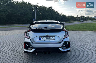 Хэтчбек Honda Civic 2019 в 