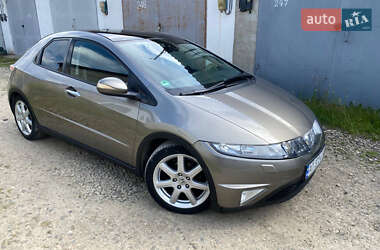 Хэтчбек Honda Civic 2008 в 