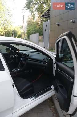 Седан Honda Civic 2019 в 