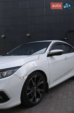 Седан Honda Civic 2019 в Славянске