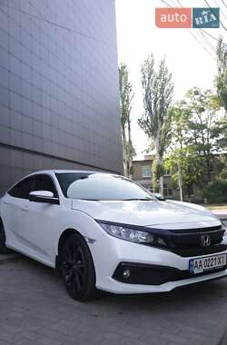 Седан Honda Civic 2019 в Славянске