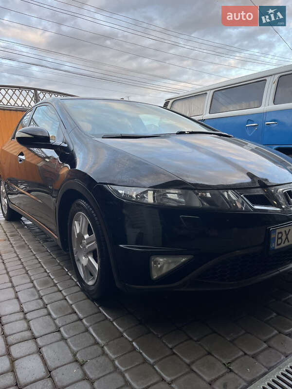 Хэтчбек Honda Civic 2010 в Жмеринке