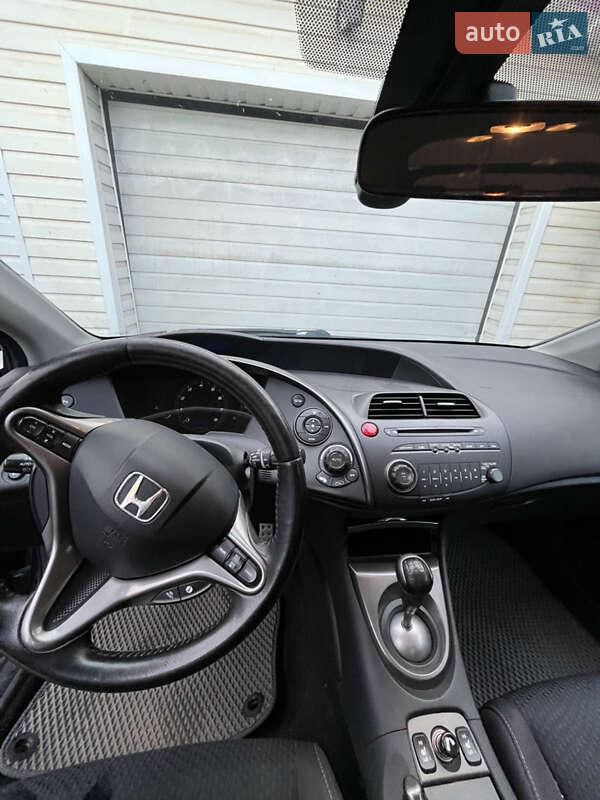 Хэтчбек Honda Civic 2010 в Жмеринке