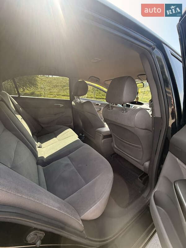 Седан Honda Civic 2008 в Львові