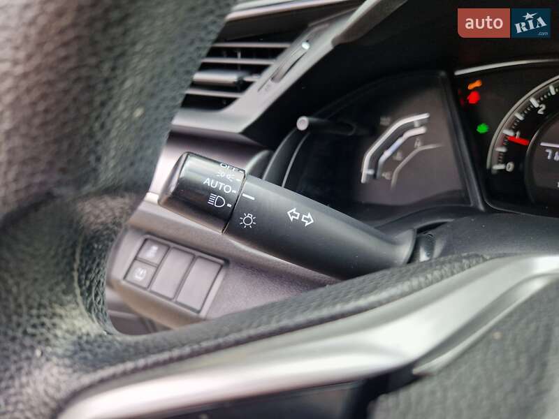 Купе Honda Civic 2016 в Дніпрі