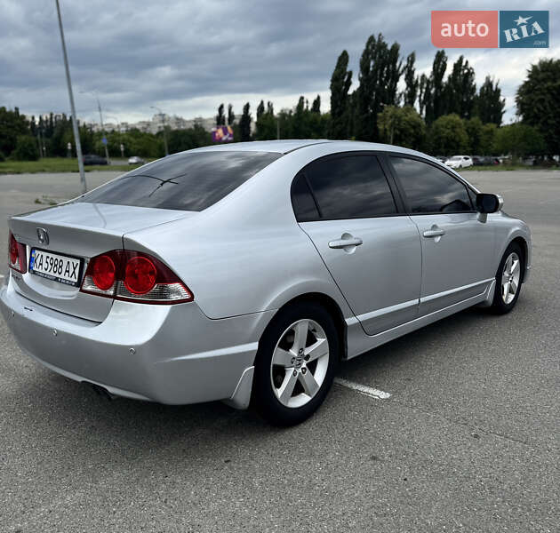 Седан Honda Civic 2007 в Києві