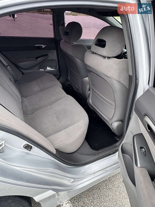 Седан Honda Civic 2007 в Києві