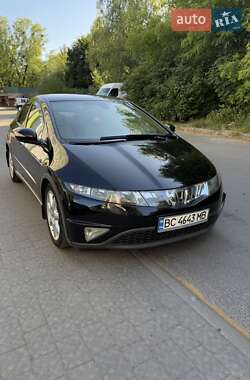 Хэтчбек Honda Civic 2008 в Львове