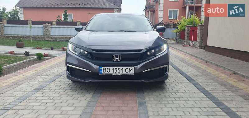 Седан Honda Civic 2019 в Зборове