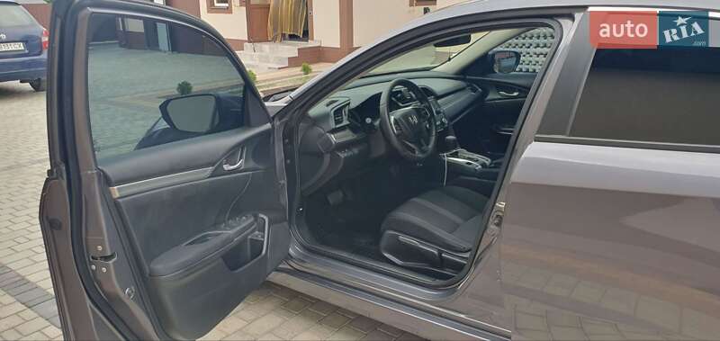 Седан Honda Civic 2019 в Зборове