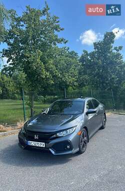 Хэтчбек Honda Civic 2017 в Львове