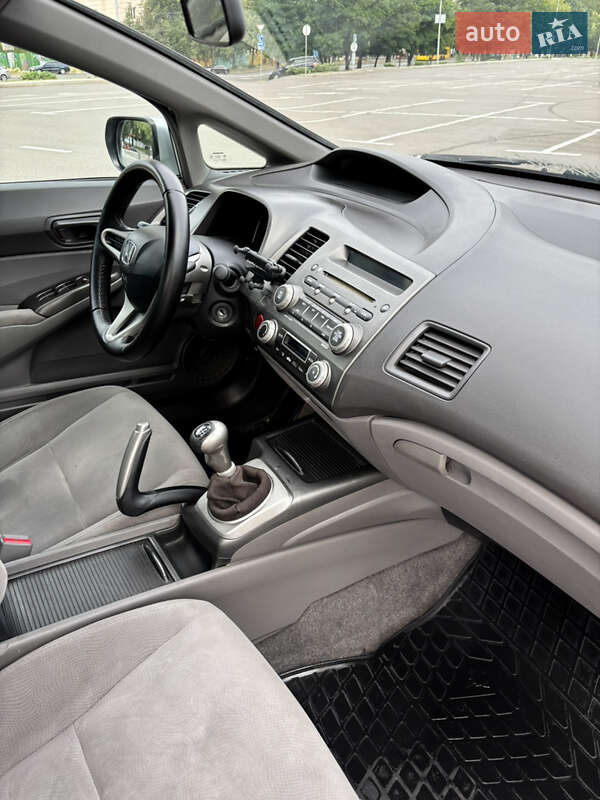 Седан Honda Civic 2008 в Киеве
