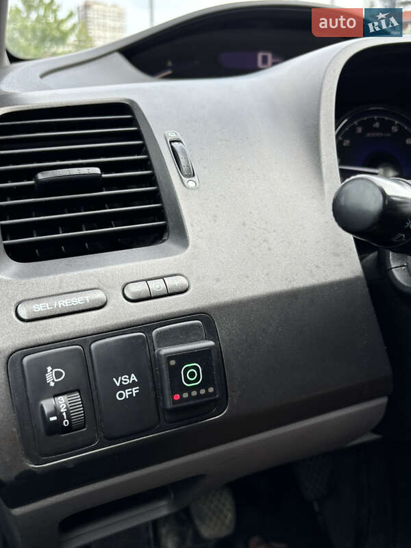 Седан Honda Civic 2008 в Киеве