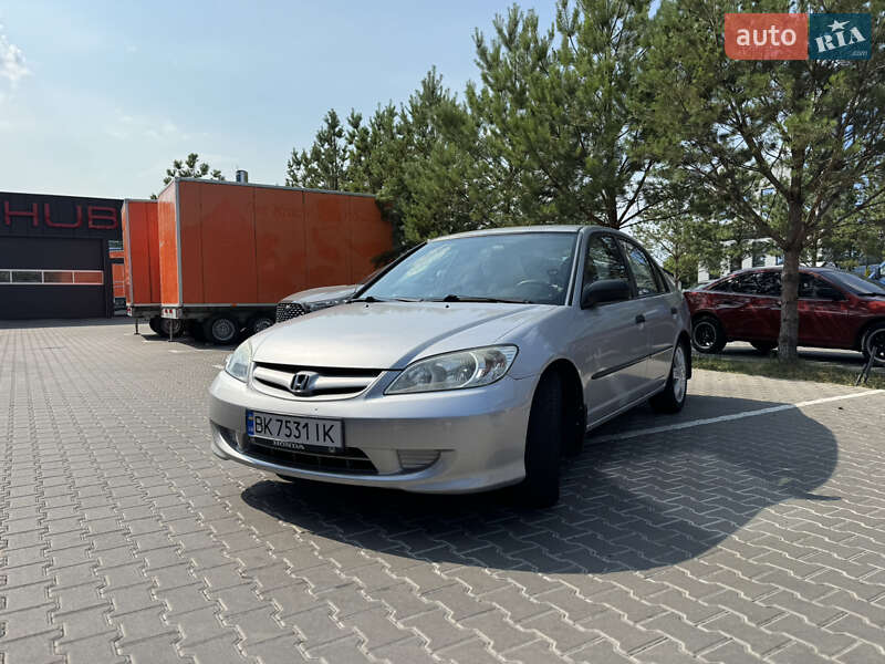 Седан Honda Civic 2005 в Рівному