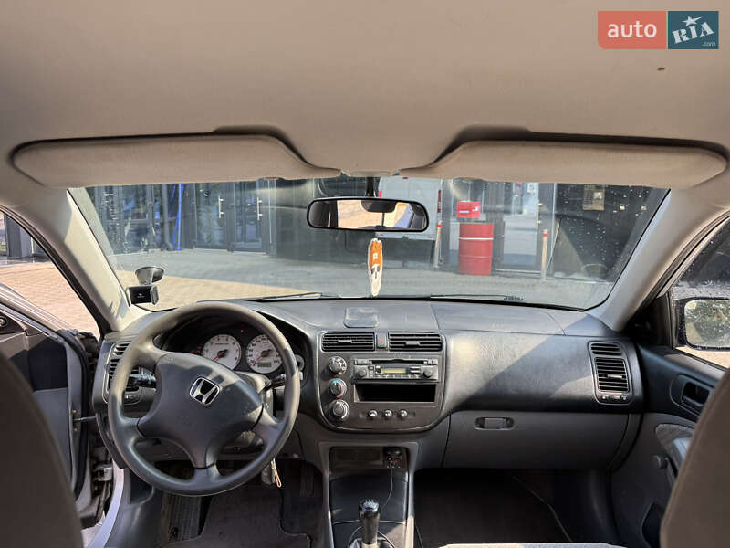 Седан Honda Civic 2005 в Рівному