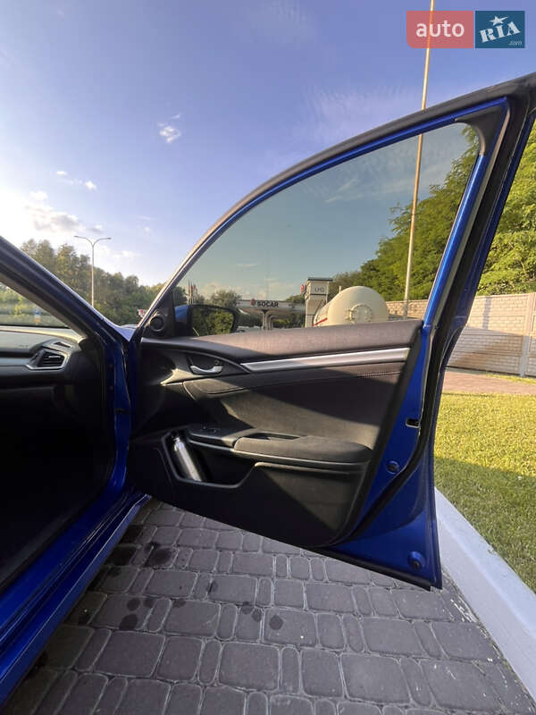 Седан Honda Civic 2016 в Києві