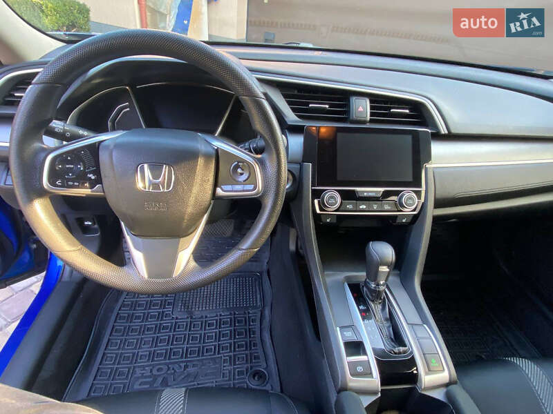 Седан Honda Civic 2016 в Києві