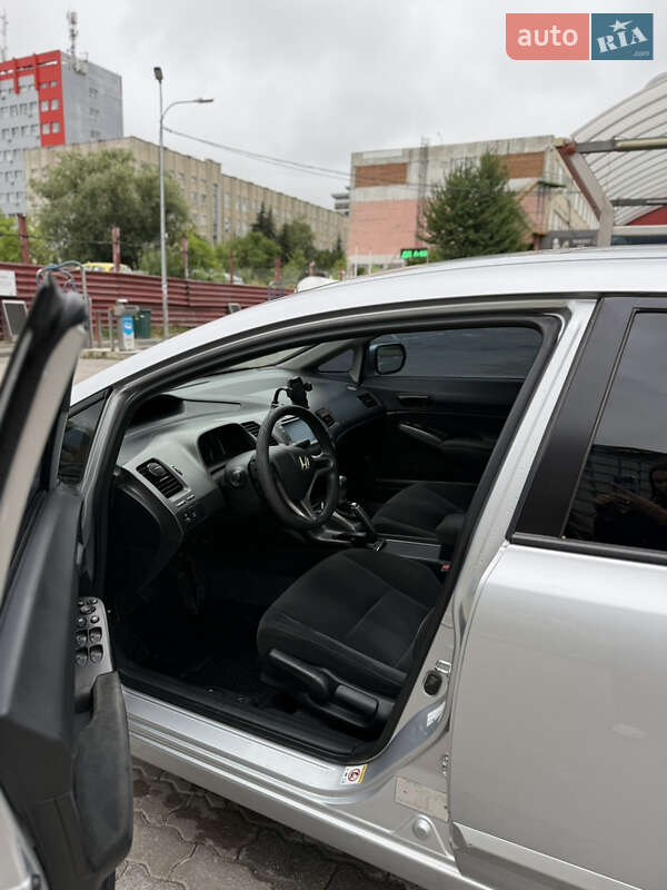Седан Honda Civic 2011 в Львове