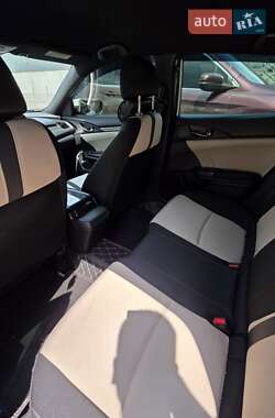 Хэтчбек Honda Civic 2016 в 