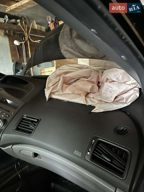 Седан Honda Civic 2007 в Кривом Роге