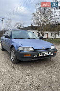 Седан Honda Civic 1988 в Могилев-Подольске