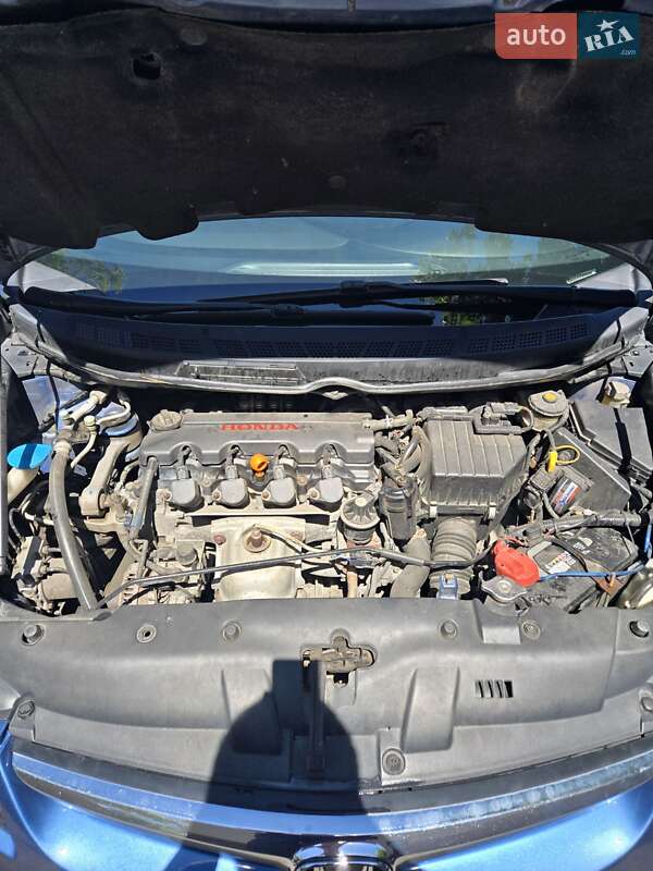 Седан Honda Civic 2008 в Ирпене