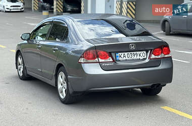Седан Honda Civic 2011 в 