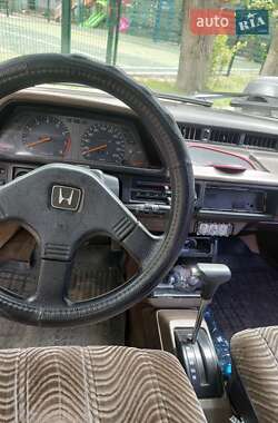 Хэтчбек Honda Civic 1990 в 