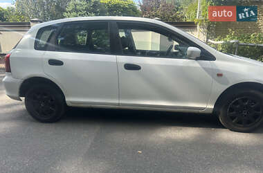 Хэтчбек Honda Civic 2001 в 
