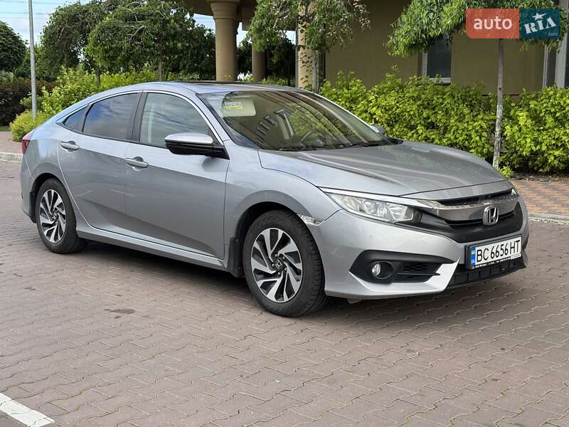 Седан Honda Civic 2018 в Киеве