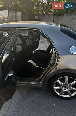 Хэтчбек Honda Civic 2006 в 