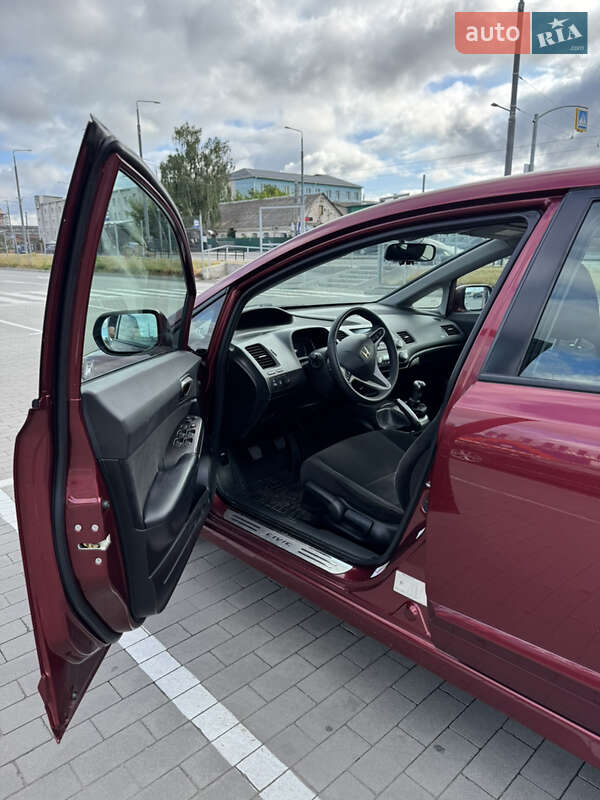 Седан Honda Civic 2008 в Виннице
