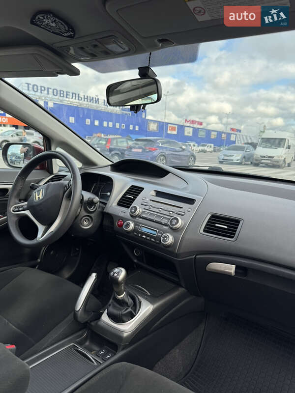 Седан Honda Civic 2008 в Виннице