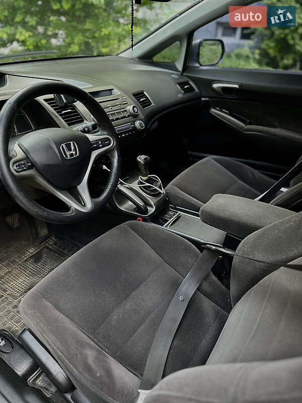 Седан Honda Civic 2006 в Львові