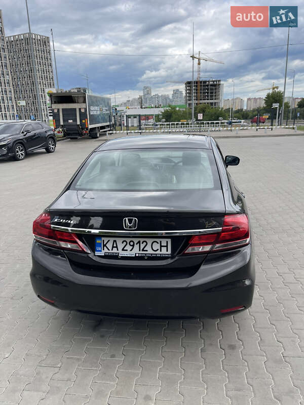 Седан Honda Civic 2014 в Києві