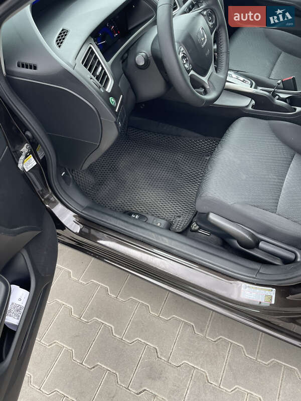 Седан Honda Civic 2014 в Києві