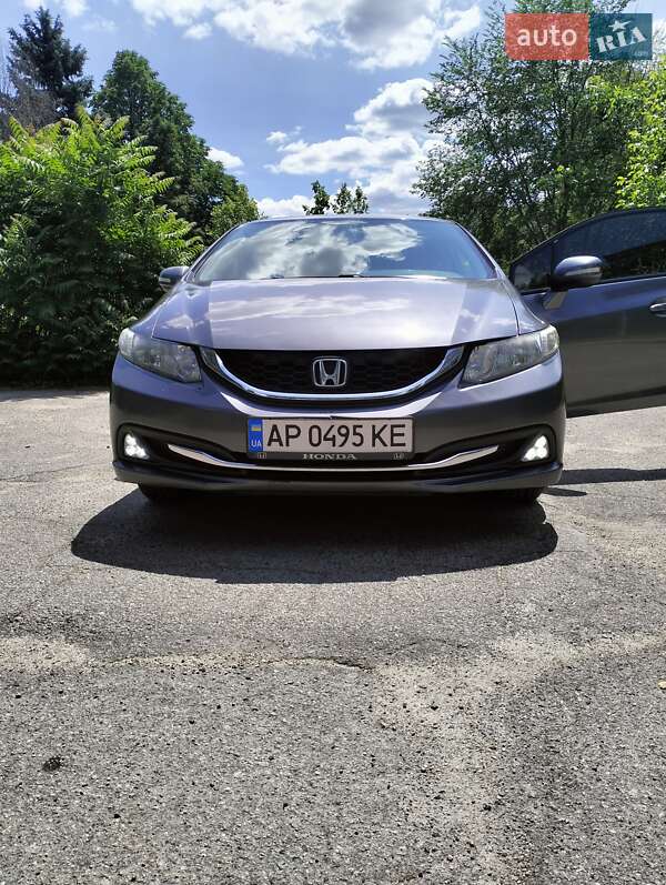 Седан Honda Civic 2013 в Днепре