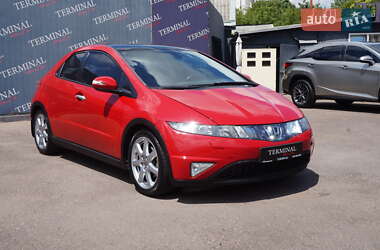 Хэтчбек Honda Civic 2007 в 