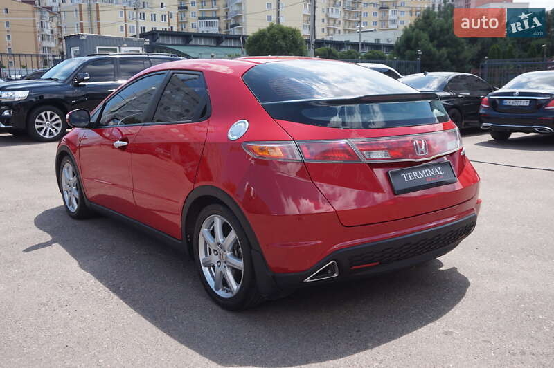 Хэтчбек Honda Civic 2007 в Одессе