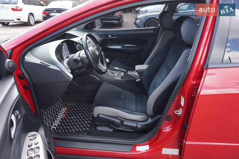 Хэтчбек Honda Civic 2007 в Одессе