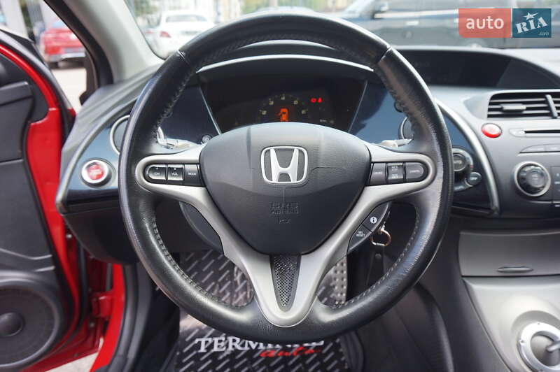 Хэтчбек Honda Civic 2007 в Одессе